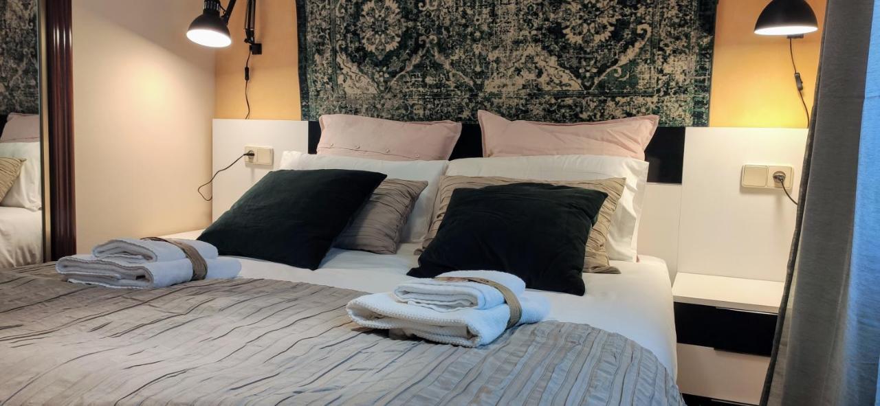 Insidehome Apartments - Atico Del Val Βαγιαδολίδ Εξωτερικό φωτογραφία